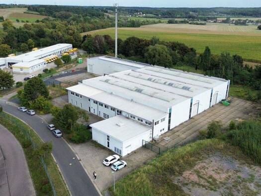 Produktionshalle zum Kauf 1.650.000 € 3.394 m² Lagerfläche Gröbern Niederau 01689