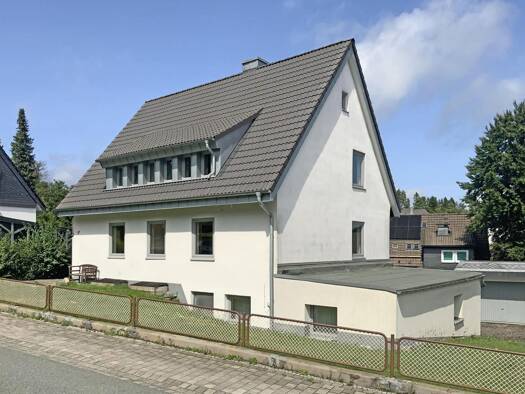Mehrfamilienhaus zum Kauf 320.000 € 6 Zimmer 120 m² 712 m² Grundstück Winterberg 59955