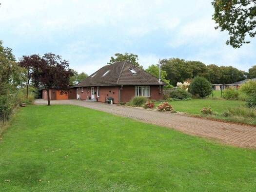 Einfamilienhaus zum Kauf 449.000 € 6 Zimmer 195 m² 1.447 m² Grundstück Wesseln 25746