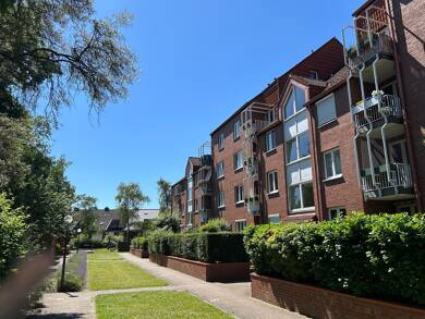 Wohnung zum Kauf 419.000 € 4 Zimmer 130 m² Dachgeschoss, 3. Geschoss frei ab sofort Norderstedt - Mitte Norderstedt 22846