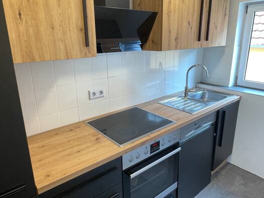 Wohnung zur Miete 800 € 3 Zimmer 70 m² Geschoss 1/3 frei ab 01.11.2026 Hettstadt 97265