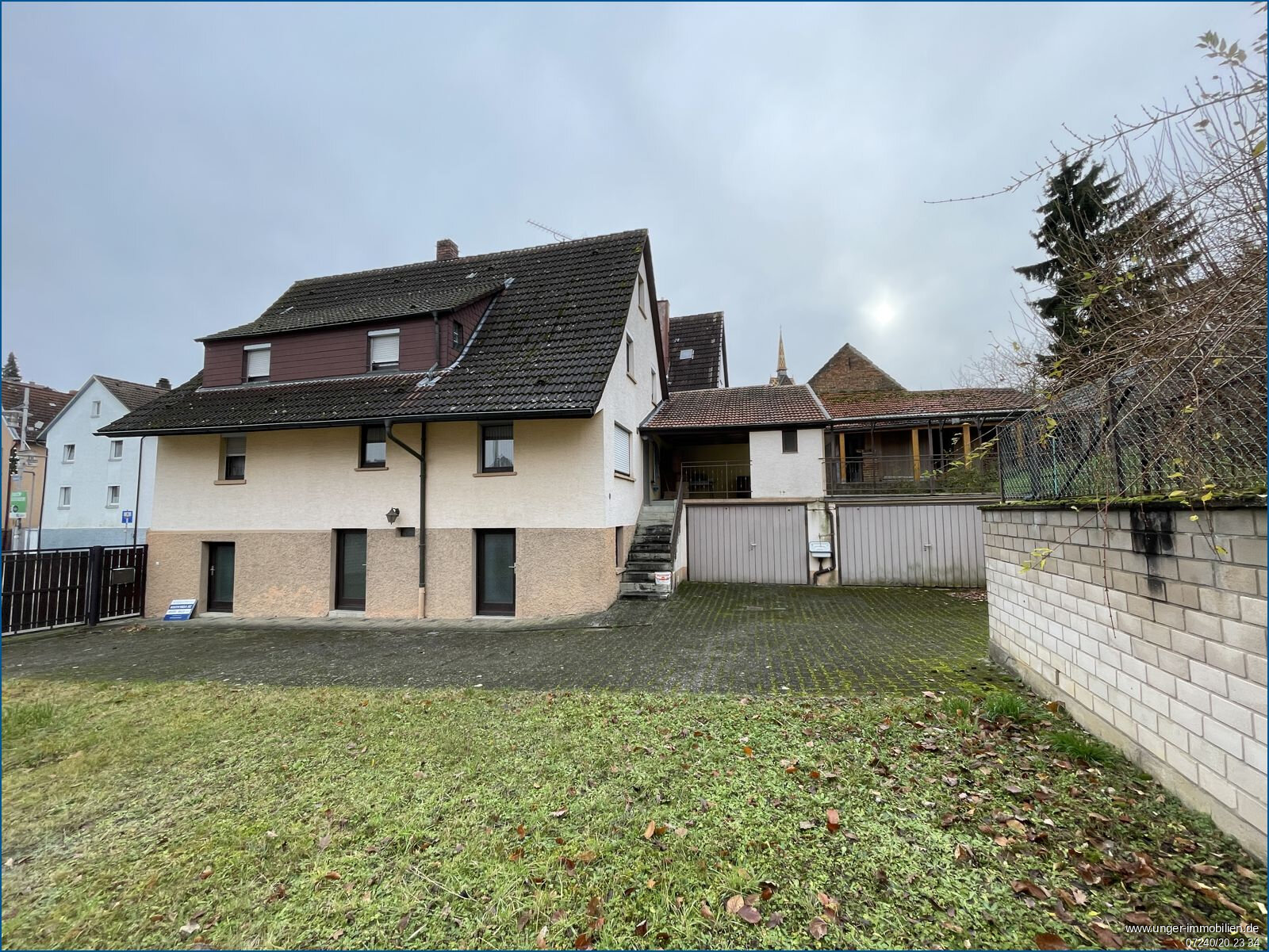 Einfamilienhaus zum Kauf provisionsfrei 390.000 € 7 Zimmer 137 m²<br/>Wohnfläche 1.312 m²<br/>Grundstück Wöschbach Pfinztal / Wöschbach 76327