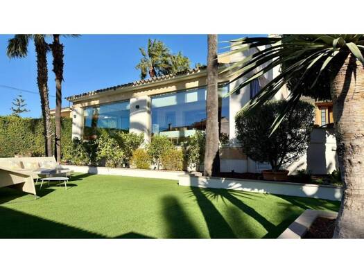 Chalet zum Kauf 1.295.000 € 6 Zimmer 357 m² 984 m² Grundstück Benidorm 03502