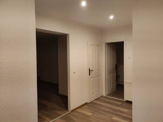 Wohnung zur Miete 1.000 € 5 Zimmer 130 m² Geschoss 3/4 frei ab sofort Jahnstraße 15 Neustadt Brandenburg an der Havel 14776