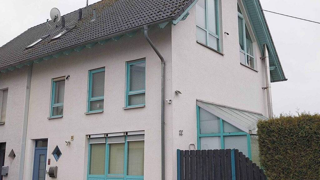 Doppelhaushälfte zum Kauf 269.000 € 5 Zimmer 160 m² frei ab sofort Hohlstraße 22 Primstal Nonnweiler 66620