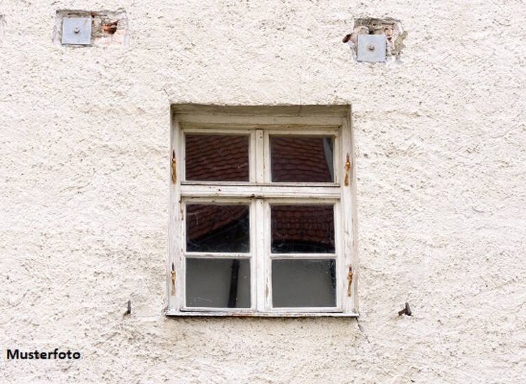 Einfamilienhaus zur Zwangsversteigerung 1 Zimmer 262 m²<br/>Wohnfläche 1.026 m²<br/>Grundstück Königstein Königstein 01824
