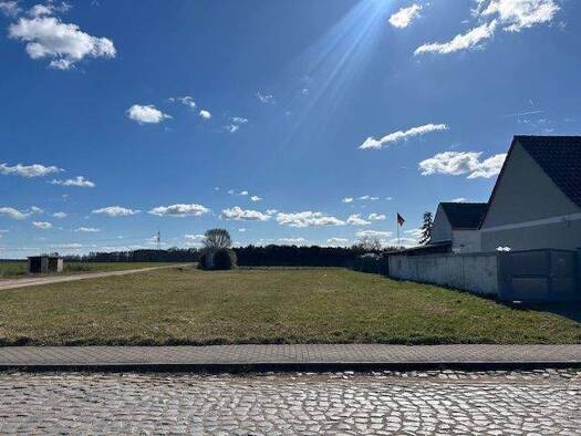 Grundstück zum Kauf 22.000 € 1.233 m² Grundstück Ringstraße 8 Luso Zerbst/Anhalt 39264