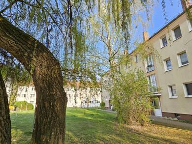 Wohnung zum Kauf provisionsfrei 120.000 € 3 Zimmer 57 m² 2. Geschoss Damaschkestraße Halle 06130