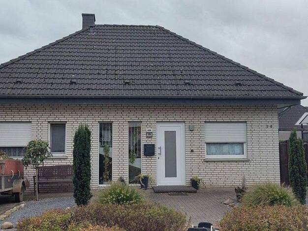 Einfamilienhaus zum Kauf provisionsfrei 299.000 € 5 Zimmer 123 m² 787 m² Grundstück frei ab 01.05.2026 Vörden 49434