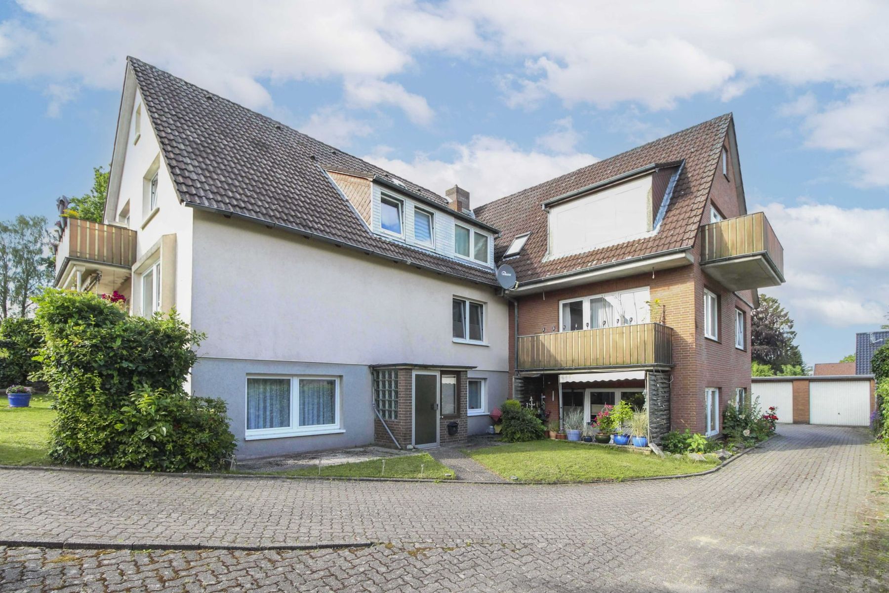 Mehrfamilienhaus zum Kauf als Kapitalanlage geeignet 759.000 € 20 Zimmer 475 m²<br/>Wohnfläche 857,2 m²<br/>Grundstück Stockelsdorf Stockelsdorf 23617