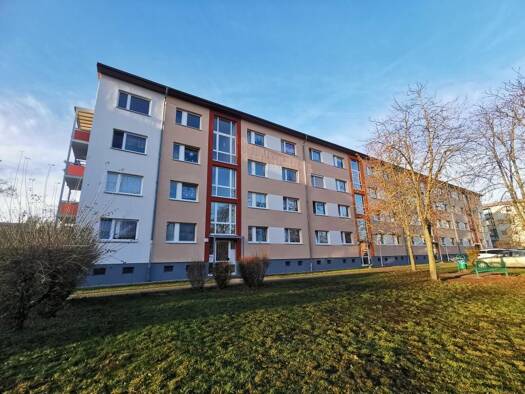 Wohnung zur Miete 413 € 4 Zimmer 75 m² 3. Geschoss frei ab 01.09.2026 Johann-Gottfried-Herder-Straße 33 Hoyerswerda Hoyerswerda 02977
