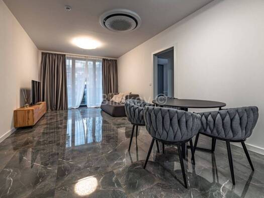Wohnung zur Miete 2.000 € 5 Zimmer 77 m² 2. Geschoss Petrova - Vocarska