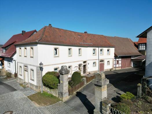Bauernhaus zum Kauf 225.000 € 9 Zimmer 210 m² 2.283 m² Grundstück Memmelsdorf Untermerzbach 96190