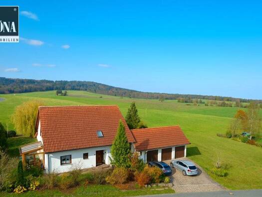 Einfamilienhaus zum Kauf 445.000 € 8 Zimmer 259 m² 1.350 m² Grundstück Buchau Mainleus / Buchau 95336