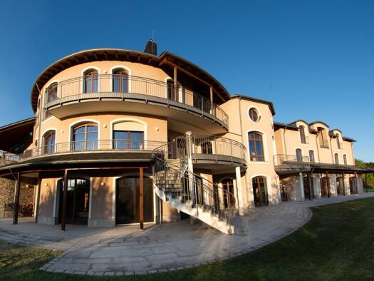 Villa zum Kauf provisionsfrei 6.249.000 € 20 Zimmer 1.185 m² 7.138 m² Grundstück frei ab sofort Parkstein Parkstein 92711