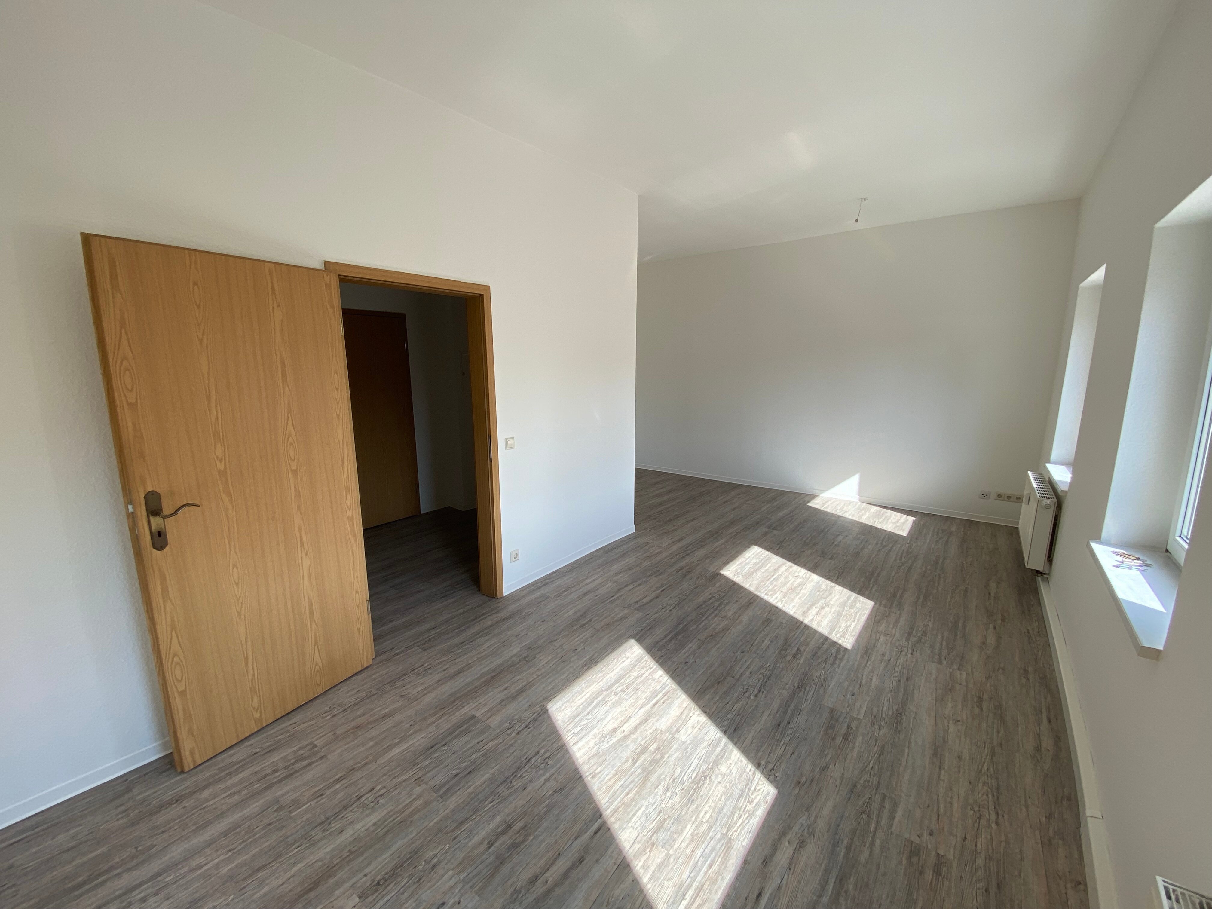 Wohnung zur Miete 285 € 2 Zimmer 56,7 m²<br/>Wohnfläche EG<br/>Geschoss Weißwasser/O.L. 02943