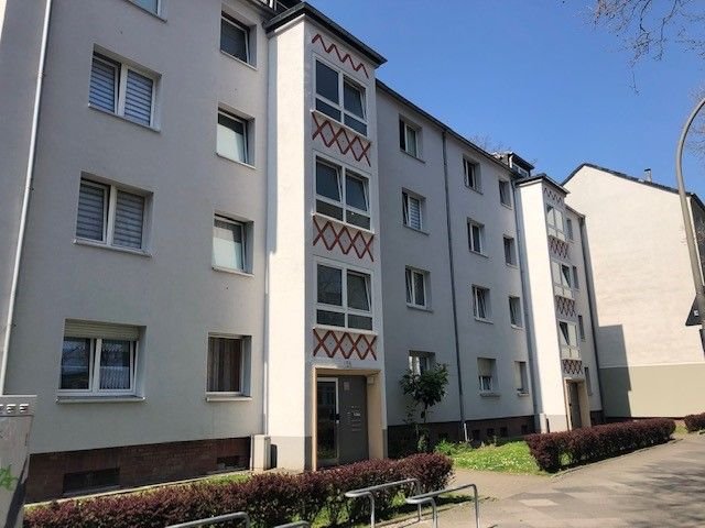 Wohnung zur Miete 599 € 2,5 Zimmer 71,5 m²<br/>Wohnfläche 3.<br/>Geschoss Uhlandstraße 116 Hafen Dortmund 44147