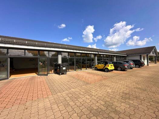 Verkaufsfläche zum Kauf 2.090.000 € 976,1 m² Verkaufsfläche Salach 73084