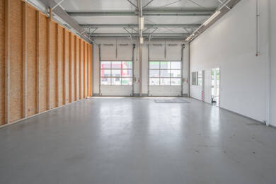 Lagerhalle zur Miete 1.228 € 223,2 m² Lagerfläche Bad Dürrheim Bad Dürrheim 78073