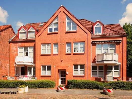 Mehrfamilienhaus zum Kauf als Kapitalanlage geeignet 292.500 € 515 m² 2.348 m² Grundstück Bahnhofstraße Friesach 9360