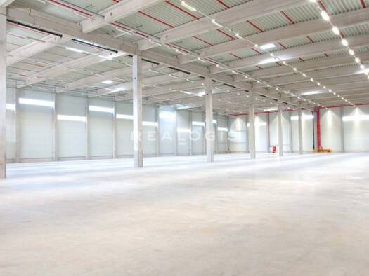 Halle/Industriefläche zur Miete 4.200 m² Lagerfläche teilbar ab 2.800 m² Bergeborbeck Essen 45356