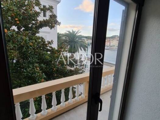 Einfamilienhaus zum Kauf 571.000 € 5 Zimmer Mali Losinj 51550