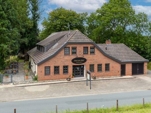 Einfamilienhaus zum Kauf 389.000 € 6 Zimmer 390 m² 1.950 m² Grundstück Burhave Butjadingen 26969