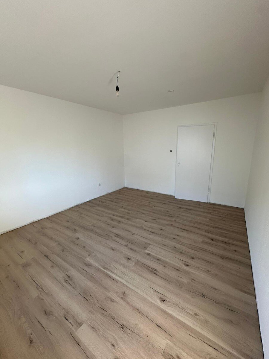 Wohnung zur Miete 550 € 2 Zimmer 51 m²<br/>Wohnfläche 2.<br/>Geschoss Haeselerstraße 87 Vohwinkel - Mitte Wuppertal 42329