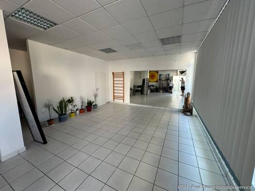 Laden zur Miete 1.300 € 67 m² Verkaufsfläche Hausen Obertshausen 63179