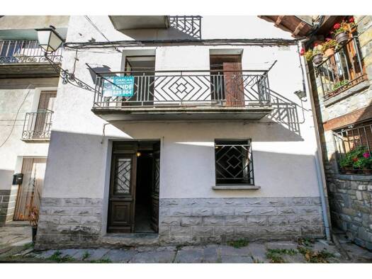 Villa zum Kauf 120.000 € 6 Zimmer 357 m² 119 m² Grundstück Valle de Hecho 22720