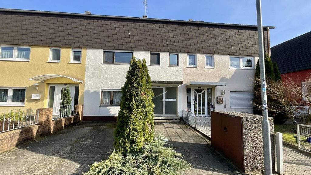 Reihenmittelhaus zum Kauf 335.000 € 5 Zimmer 160 m² 285 m² Grundstück frei ab sofort Durmersheim 76448