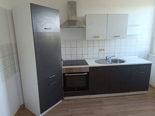 Wohnung zur Miete 395 € 3 Zimmer 76 m² 3. Geschoss Bernburger Straße 15 Staßfurt Staßfurt 39418