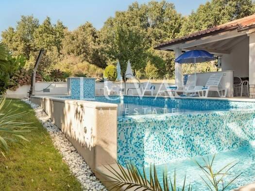 Haus zum Kauf 1.100.000 € 10 Zimmer 500 m² Medulin 52203