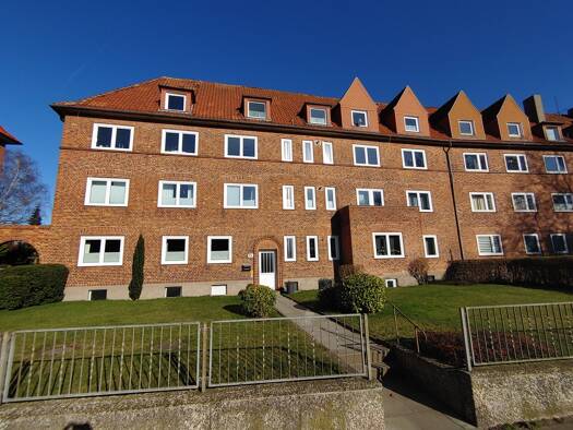 Wohnung zur Miete 890 € 4,5 Zimmer 82 m² EG frei ab 01.10.2025 Ratzeburger Allee 57 a St. Jürgen Lübeck 23562