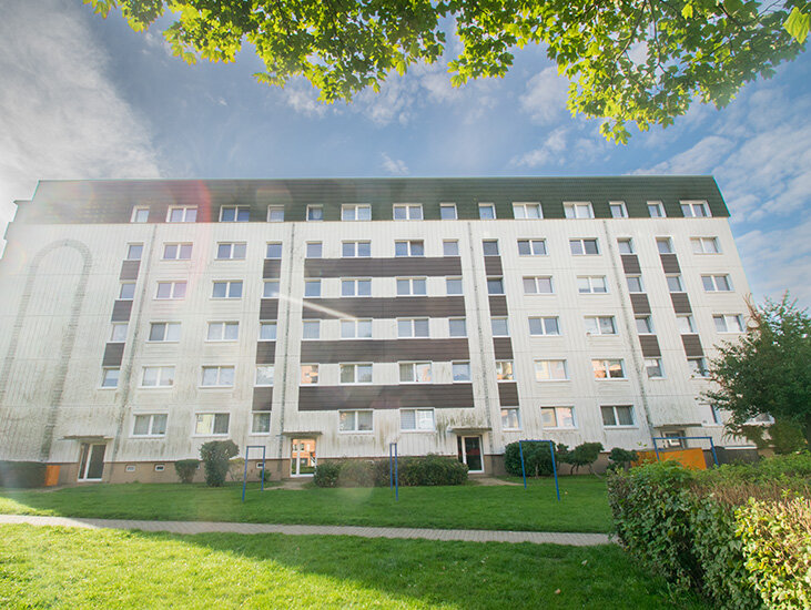 Wohnung zur Miete 410 € 3 Zimmer 62,9 m²<br/>Wohnfläche 1.<br/>Geschoss 01.10.2024<br/>Verfügbarkeit Georg-Dreke-Ring 55d Prenzlau Prenzlau 17291