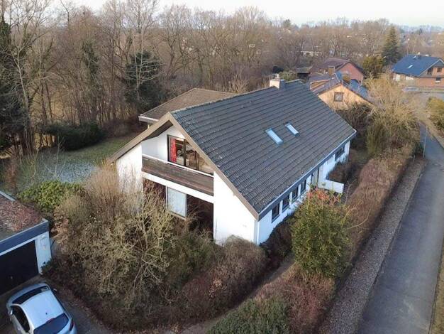 Haus zum Kauf 640.000 € 8 Zimmer 235 m² 2.123 m² Grundstück Bad Segeberg 23795