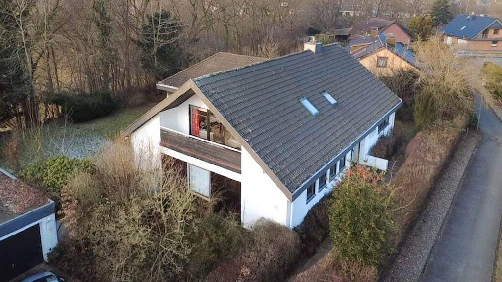 Haus zum Kauf 640.000 € 8 Zimmer 235 m² 2.123 m² Grundstück Bad Segeberg 23795
