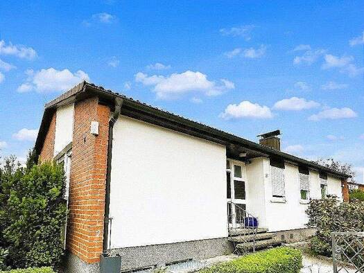 Haus zum Kauf 698.000 € 4 Zimmer 654 m² Grundstück frei ab sofort Tennenlohe Erlangen 91058