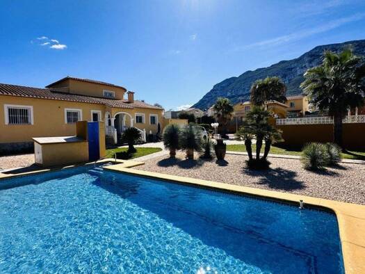 Villa zum Kauf provisionsfrei 995.000 € 5 Zimmer 284 m² 2.185 m² Grundstück Denia 03700