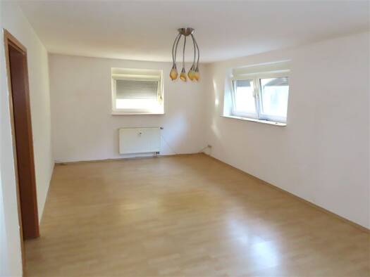 Wohnung zur Miete 395 € 2 Zimmer 48 m² frei ab 01.10.2026 Niederkaufungen Kaufungen 34260
