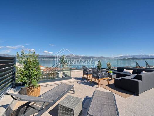 Wohnung zum Kauf - Erstbezug 899.000 € 7 Zimmer 165 m² Geschoss 2/3 Split 21224