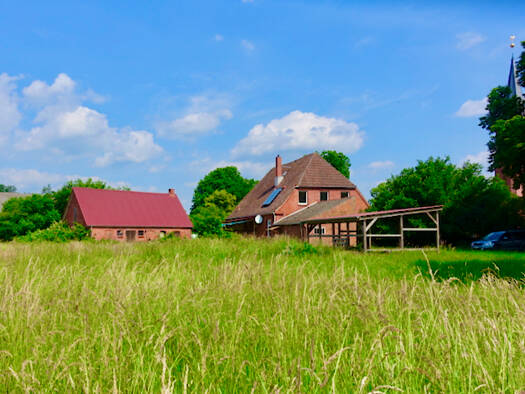 Bauernhaus zum Kauf 285.000 € 7 Zimmer 290 m² 10.602 m² Grundstück frei ab sofort Zeetze Amt Neuhaus 19273
