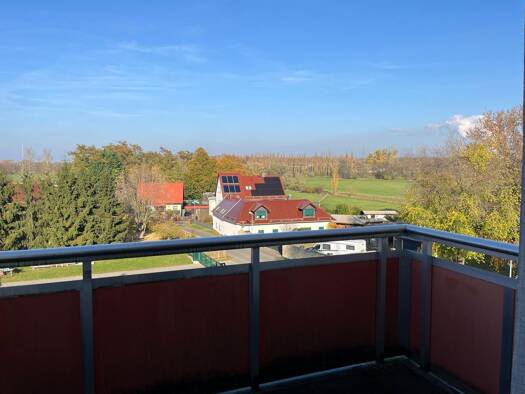 Wohnung zur Miete 355 € 3 Zimmer 59,1 m² Geschoss 2/3 frei ab sofort Pereser Straße 2 A Großpriesligk Groitzsch 04539