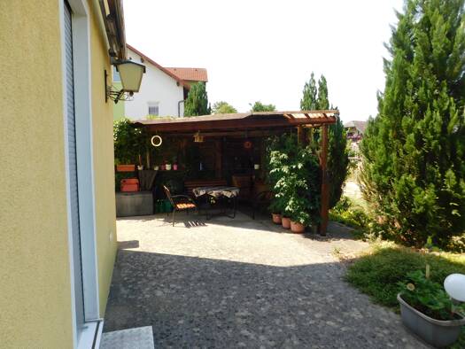 Mehrfamilienhaus zum Kauf als Kapitalanlage geeignet 399.000 € 7 Zimmer 170 m² 785 m² Grundstück Gschwandtnerstraße Laakirchen 4663