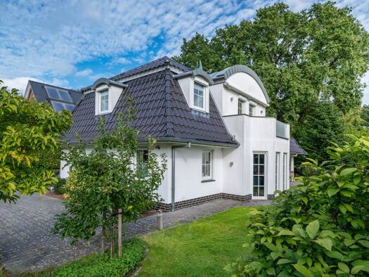 Einfamilienhaus zum Kauf 1.450.000 € 5 Zimmer 205 m² 835 m² Grundstück Bergstedt Hamburg 22395
