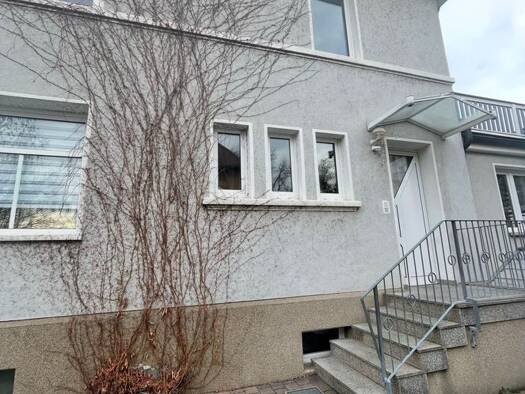 Maisonette zur Miete 470 € 2,5 Zimmer 53 m² Geschoss 2/2 frei ab 01.10.2026 Leuna Leuna 06237