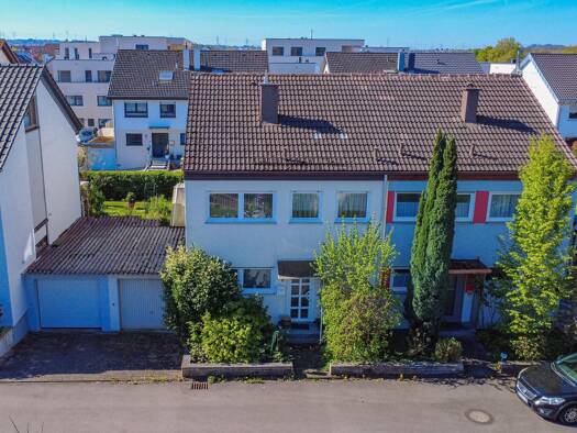 Doppelhaushälfte zum Kauf 449.000 € 5 Zimmer 118,4 m² 219 m² Grundstück Pleidelsheim 74385