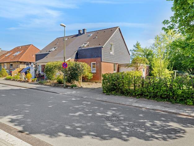 Doppelhaushälfte zum Kauf 249.000 € 3 Zimmer 99 m² 325,5 m² Grundstück Glücksburg Glücksburg (Ostsee) 24960