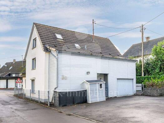 Einfamilienhaus zum Kauf 285.000 € 5 Zimmer 98 m² 325 m² Grundstück Berghausen Gummersbach 51647