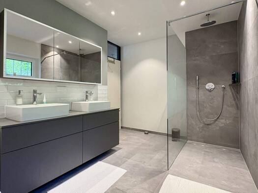 Penthouse zum Kauf 4,5 Zimmer 169,2 m² 3. Geschoss Oeffingen Fellbach 70736